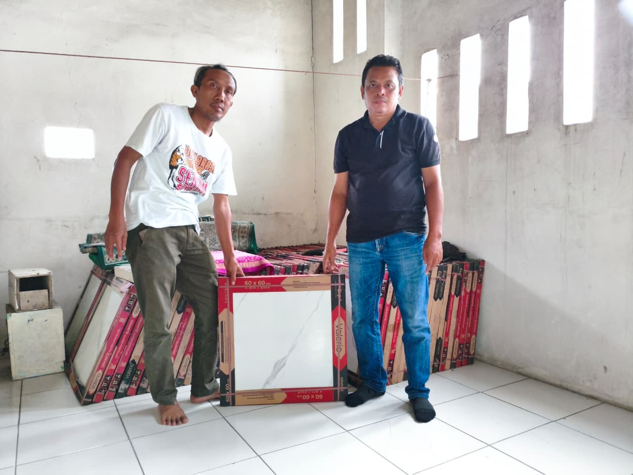 bantuan material granit untuk Mesjid Jami Baiturrohman